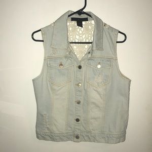Jean Vest